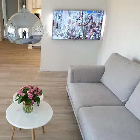 2401 - Strandwiese Apartment *